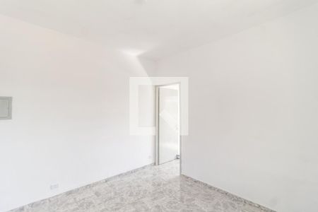 Casa para alugar com 2 quartos, 67m² em Iapi, Osasco