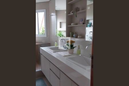 Casa à venda com 3 quartos, 270m² em Alphaville, Santana de Parnaíba