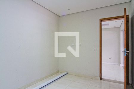 Suíte 1 de casa à venda com 3 quartos, 140m² em Vila Zat, São Paulo