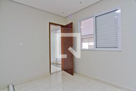 Suíte 1 de casa à venda com 3 quartos, 140m² em Vila Zat, São Paulo