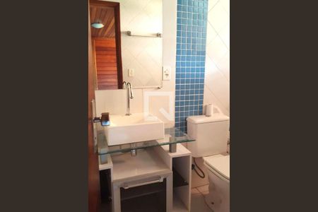 Casa para alugar com 4 quartos, 216m² em São Fernando Residencia, Barueri