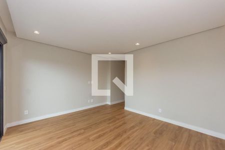 Casa à venda com 4 quartos, 378m² em Morada dos Pinheiros (Aldeia da Serra), Barueri