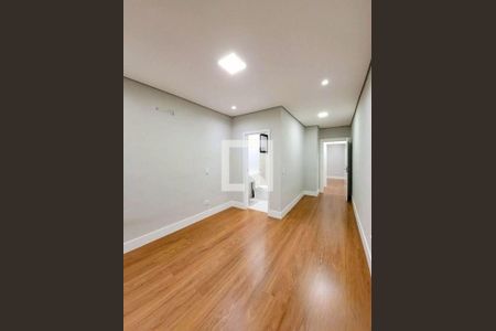 Casa à venda com 4 quartos, 297m² em Suru, Barueri