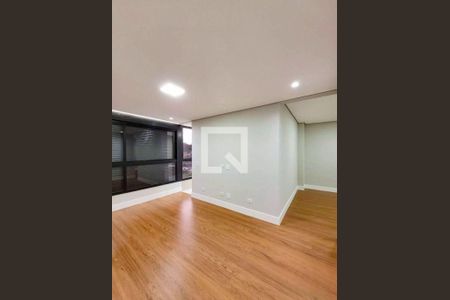 Casa à venda com 4 quartos, 297m² em Suru, Barueri
