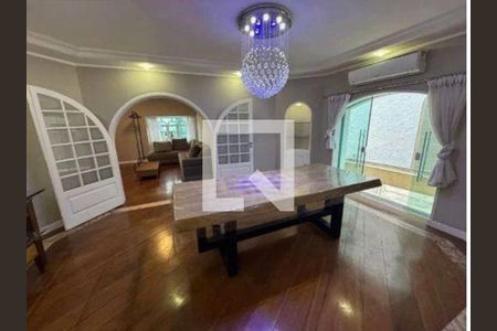 Casa à venda com 5 quartos, 800m² em Residencial Tambore, Barueri
