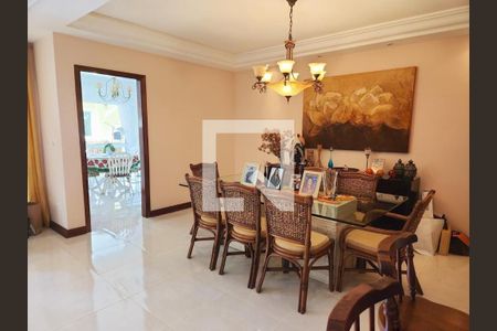 Casa à venda com 4 quartos, 435m² em Morada das Flores (Aldeia da Serra), Barueri