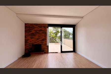 Casa à venda com 3 quartos, 317m² em Aldeia da Serra, Barueri