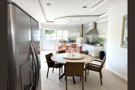 Casa à venda com 4 quartos, 686m² em Morada dos Pinheiros (Aldeia da Serra), Barueri