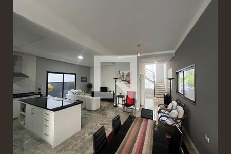 Casa à venda com 3 quartos, 290m² em Suru, Barueri