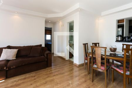 sala  de apartamento para alugar com 2 quartos, 70m² em Jardim Henriqueta, Taboão da Serra