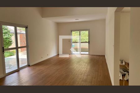 Casa à venda com 3 quartos, 316m² em Morada dos Pinheiros (Aldeia da Serra), Barueri