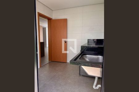 Casa à venda com 3 quartos, 255m² em Suru, Barueri