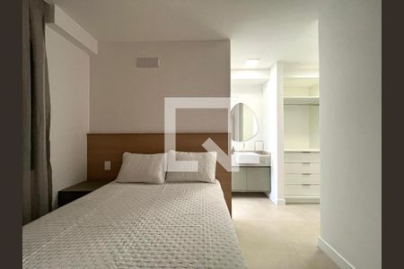 Suíte de apartamento para alugar com 1 quarto, 46m² em Centro, Campinas