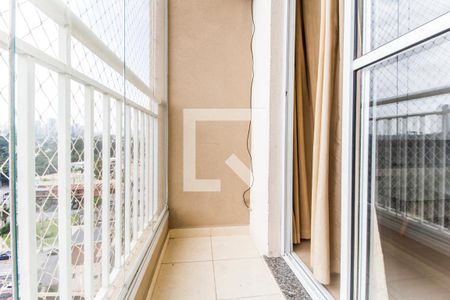 Sacada de apartamento para alugar com 1 quarto, 61m² em Jardim Tupanci, Barueri
