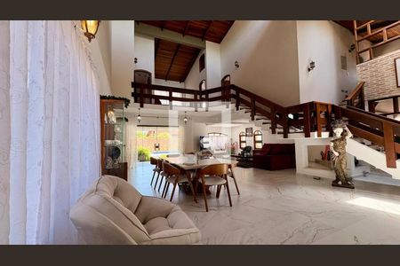 Casa à venda com 4 quartos, 460m² em Residencial das Estrelas, Barueri