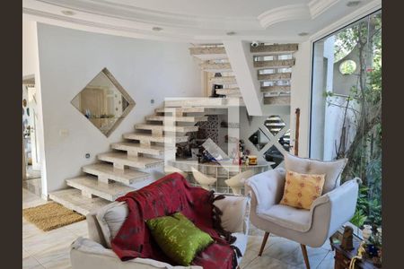 Casa à venda com 5 quartos, 850m² em Residencial Tambore, Barueri