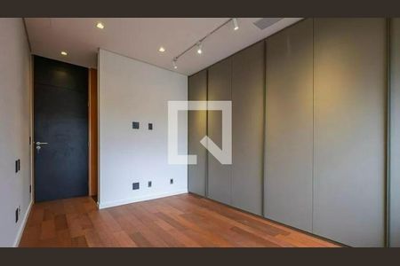 Casa à venda com 5 quartos, 450m² em Jardim Paulista, São Paulo