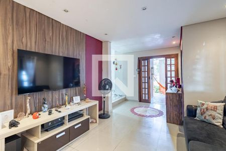 Casa à venda com 4 quartos, 300m² em Chácara Mafalda, São Paulo