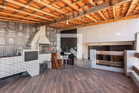 Casa à venda com 4 quartos, 300m² em Chácara Mafalda, São Paulo