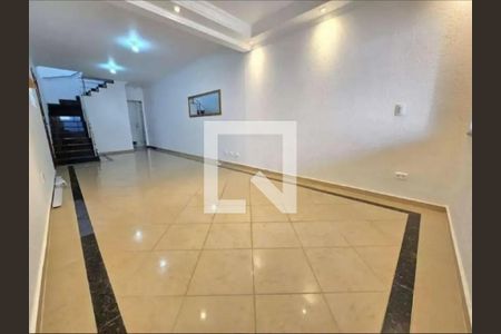 Casa à venda com 3 quartos, 220m² em Vila Aricanduva, São Paulo