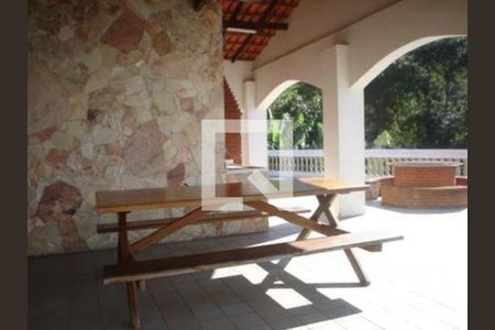 Casa à venda com 5 quartos, 790m² em Recanto Maravilha III, Barueri