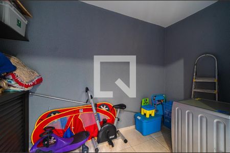 Casa à venda com 3 quartos, 184m² em Vila Regente Feijó, São Paulo