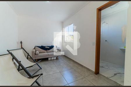 Casa à venda com 2 quartos, 178m² em Chácara Seis de Outubro, São Paulo