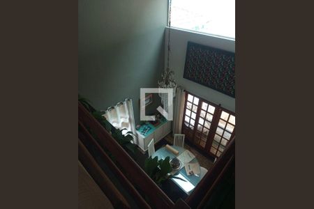 Casa à venda com 4 quartos, 275m² em Aldeia da Serra, Barueri
