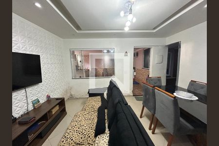 Sala de casa para alugar com 2 quartos, 200m² em Osvaldo Cruz, Rio de Janeiro