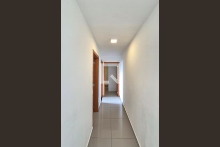Corredor  de apartamento para alugar com 2 quartos, 57m² em Residencial Villa Garden, Campinas