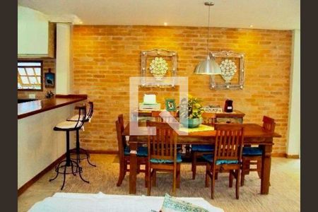 Casa à venda com 3 quartos, 210m² em Quintas do Ingaí, Barueri