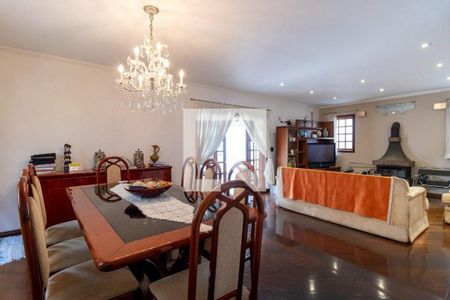 Casa à venda com 4 quartos, 268m² em Morada das Flores (Aldeia da Serra), Barueri