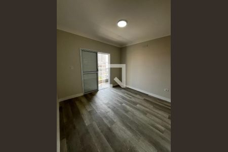 Casa à venda com 3 quartos, 225m² em Vila Carrão, São Paulo