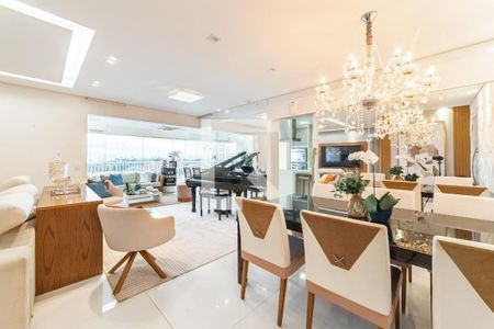 Apartamento à venda com 3 quartos, 132m² em Tatuapé, São Paulo