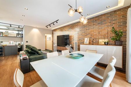 Casa à venda com 3 quartos, 225m² em Água Rasa, São Paulo