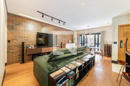 Casa à venda com 3 quartos, 225m² em Água Rasa, São Paulo