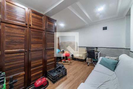 Casa à venda com 3 quartos, 225m² em Água Rasa, São Paulo
