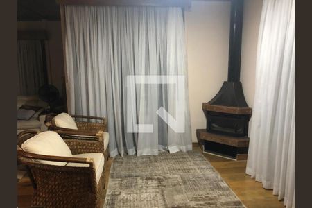 Casa à venda com 3 quartos, 212m² em Vila Albertina, São Paulo