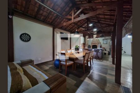 Casa à venda com 3 quartos, 212m² em Vila Albertina, São Paulo