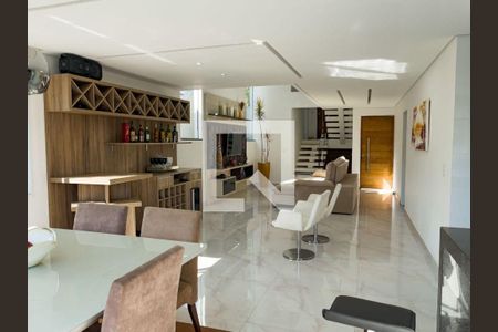 Casa de Condomínio à venda com 4 quartos, 340m² em Suru, Barueri
