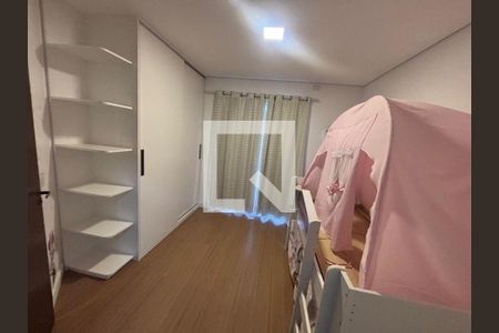 Casa à venda com 3 quartos, 252m² em Suru, Barueri