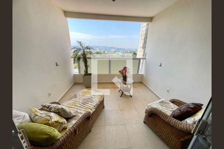 Casa à venda com 2 quartos, 300m² em Parque Ribeiro de Lima, Barueri