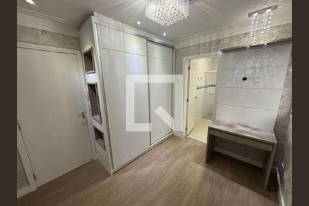 Casa à venda com 3 quartos, 229m² em Suru, Barueri