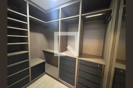 Casa à venda com 3 quartos, 229m² em Suru, Barueri