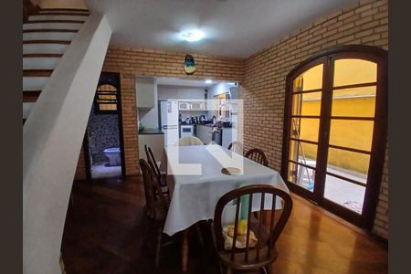 Casa à venda com 3 quartos, 180m² em Conjunto Residencial Vista Verde, São Paulo