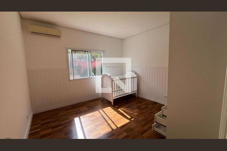 Casa à venda com 3 quartos, 297m² em Aldeia Da Serra, Barueri