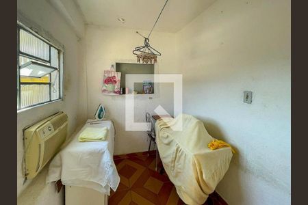 Casa à venda com 6 quartos, 311m² em Jardim Sao Luis, Barueri