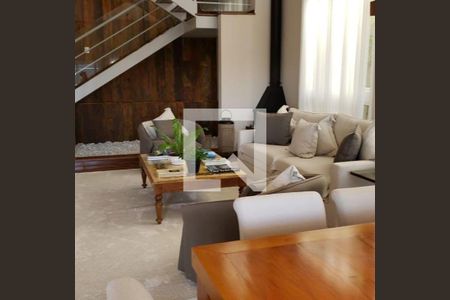 Casa à venda com 4 quartos, 280m² em Residencial Morada dos Lagos, Barueri