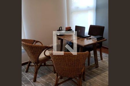 Casa à venda com 4 quartos, 280m² em Residencial Morada dos Lagos, Barueri