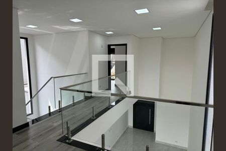 Casa à venda com 3 quartos, 240m² em Suru, Barueri